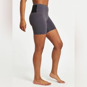 Oiselle Pocket Jogger Shorts - Obsidian